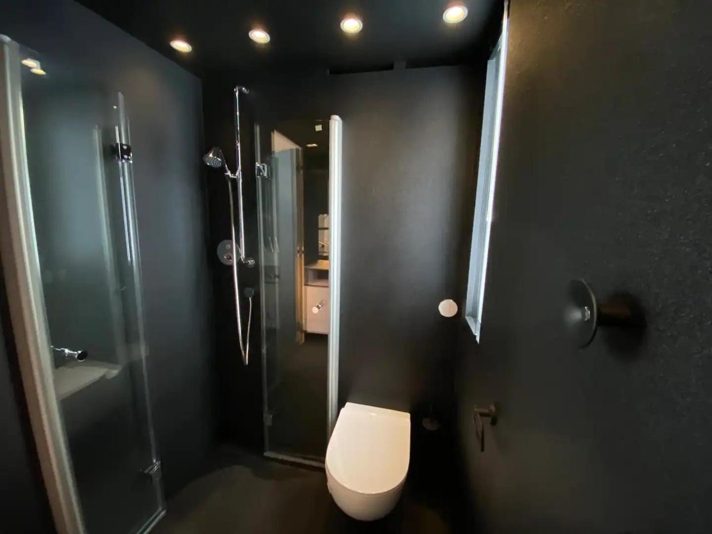 Oceanview Mini-House - Stunning Views Apartment Ramberg Ngoại thất bức ảnh