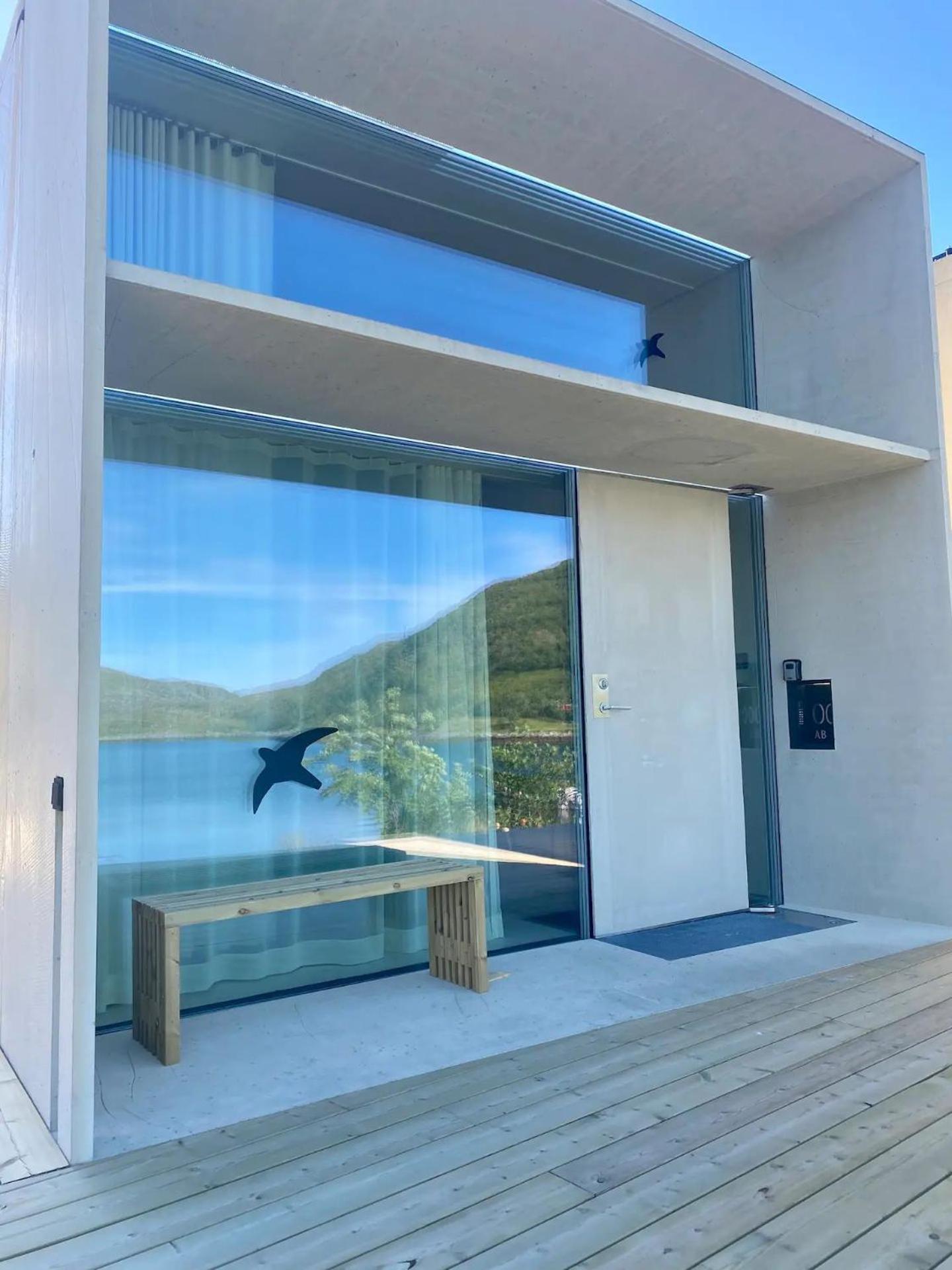 Oceanview Mini-House - Stunning Views Apartment Ramberg Ngoại thất bức ảnh