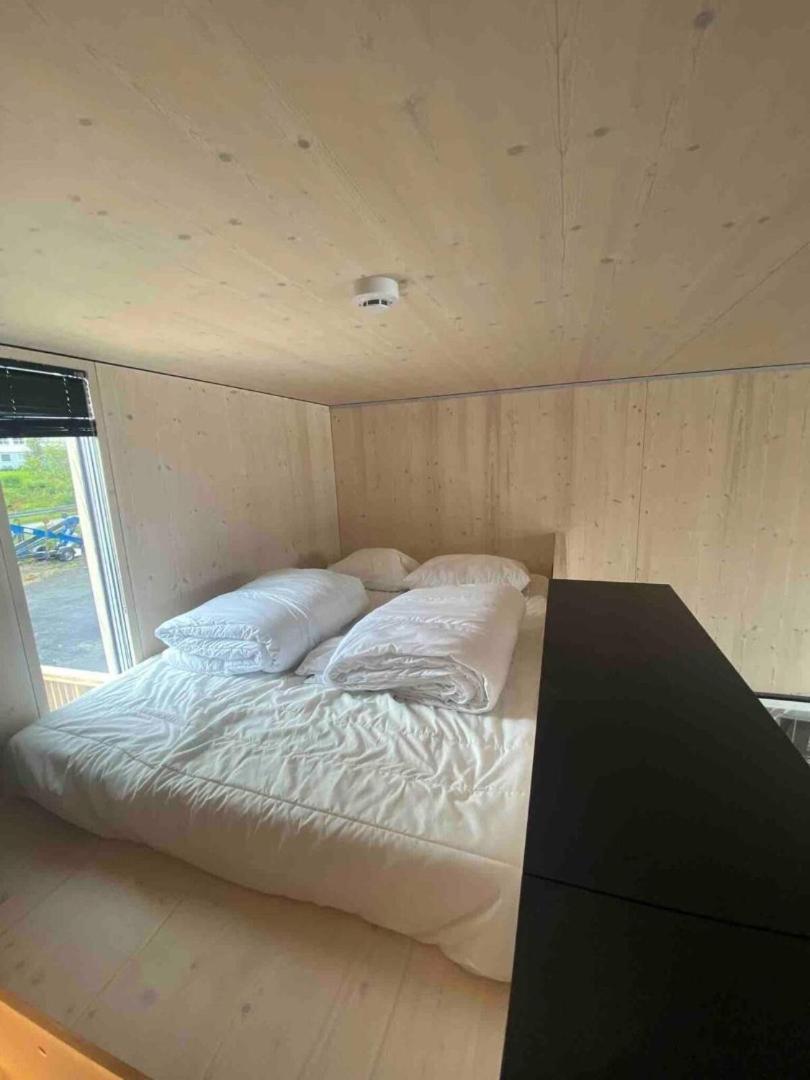 Oceanview Mini-House - Stunning Views Apartment Ramberg Ngoại thất bức ảnh